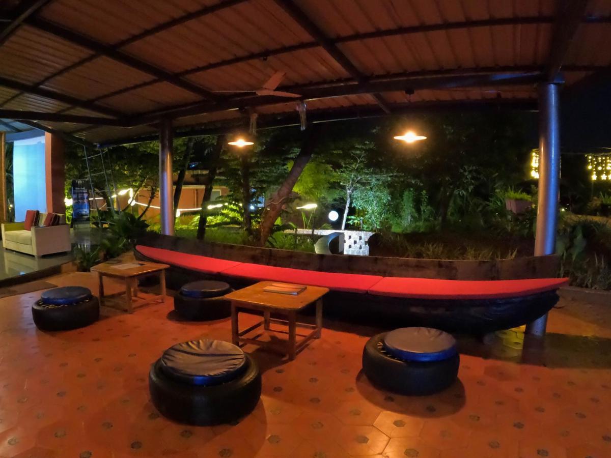 Arthigamya Spa & Resort Gokarna  Esterno foto